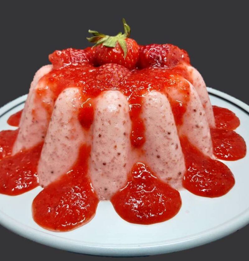A dessert made of fresh strawberries