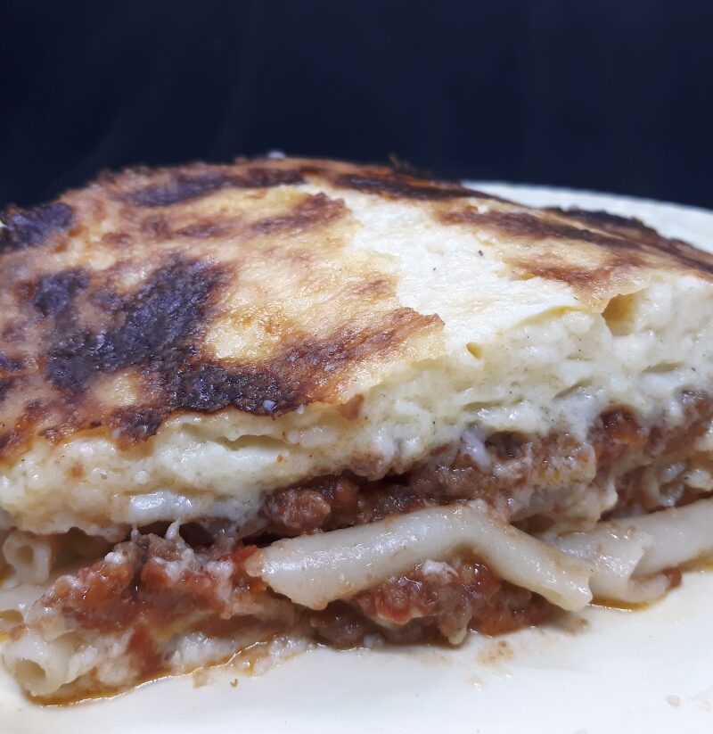 Baked pasta with meat and bechamelsauce