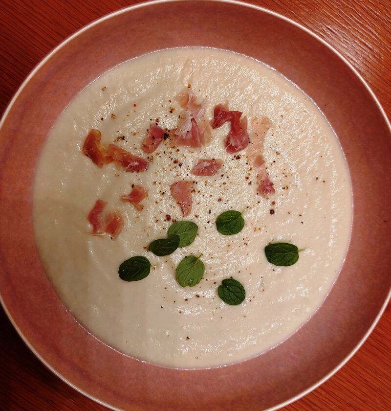 White vegetable soup